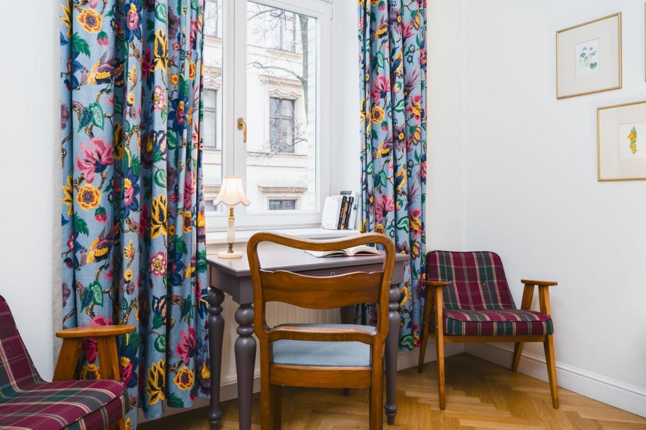 Classy Old Town Suites - By Upstairs Krakow Exterior photo